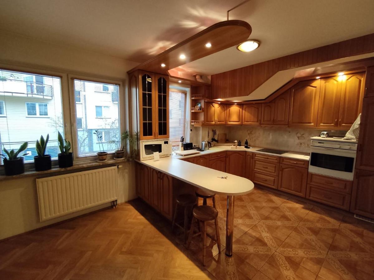 Classic Apartament Metro Kabaty Varšava Exteriér fotografie