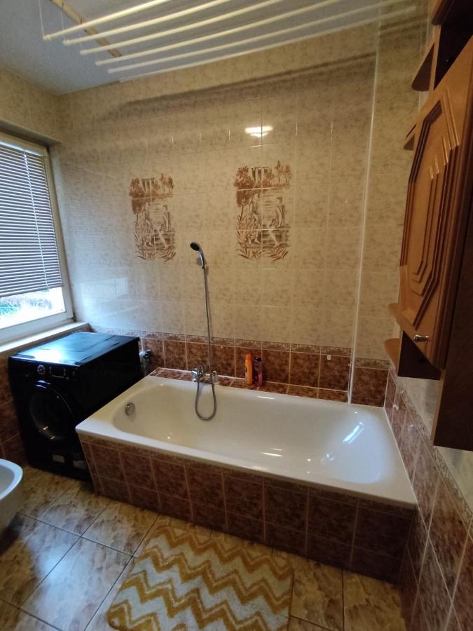 Classic Apartament Metro Kabaty Varšava Exteriér fotografie